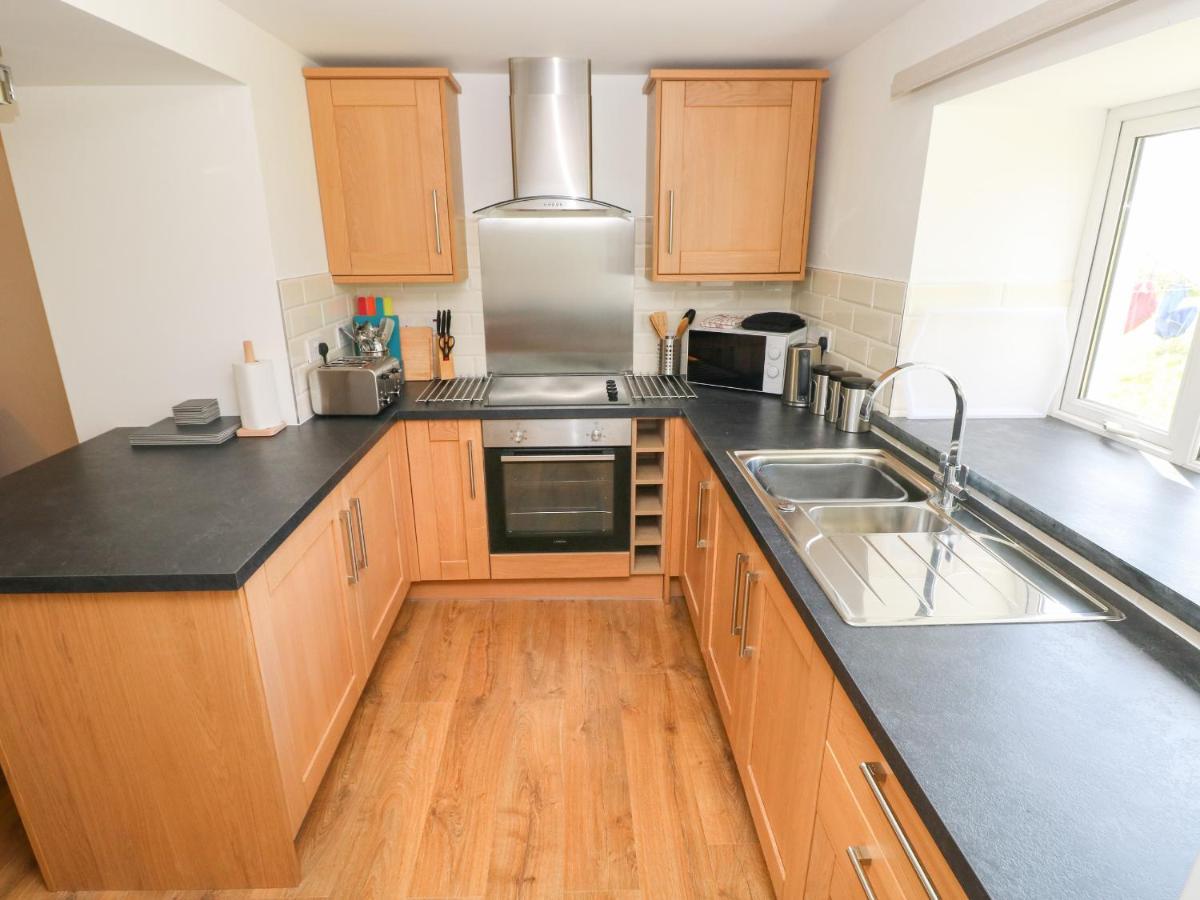 Bryngwyn Villa Хавърфордуест Екстериор снимка